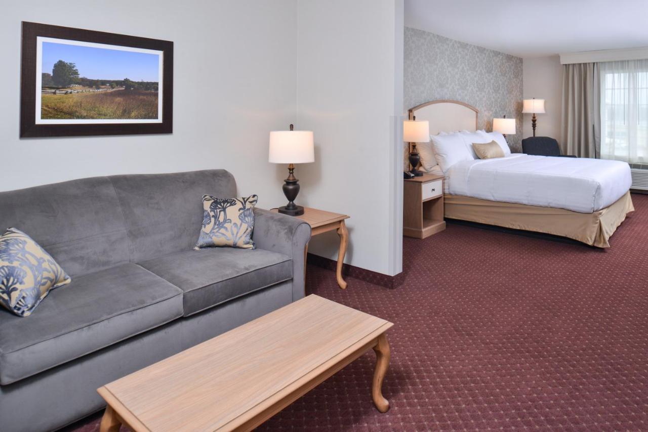 Appomattox Inn And Suites Екстер'єр фото